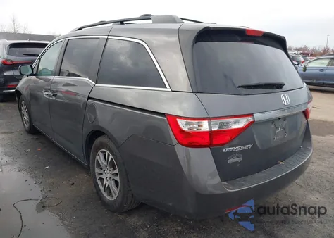2013 Honda Odyssey Ex-L z USA, uszkodzony, nr VIN 5FNRL5H68DB026440